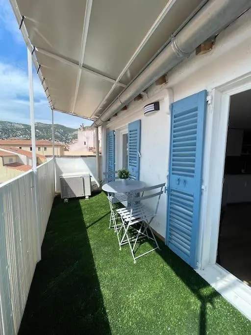 Studio Hyper Centre Avec Balcon Wifi Et Climatisation contacts